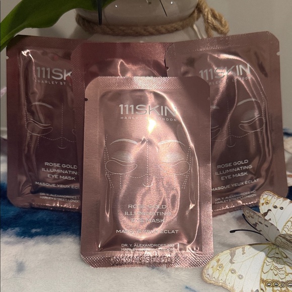 111SKIN Rose Gold Illuminating Eye Mask (4 piece set) - Picture 1 of 2